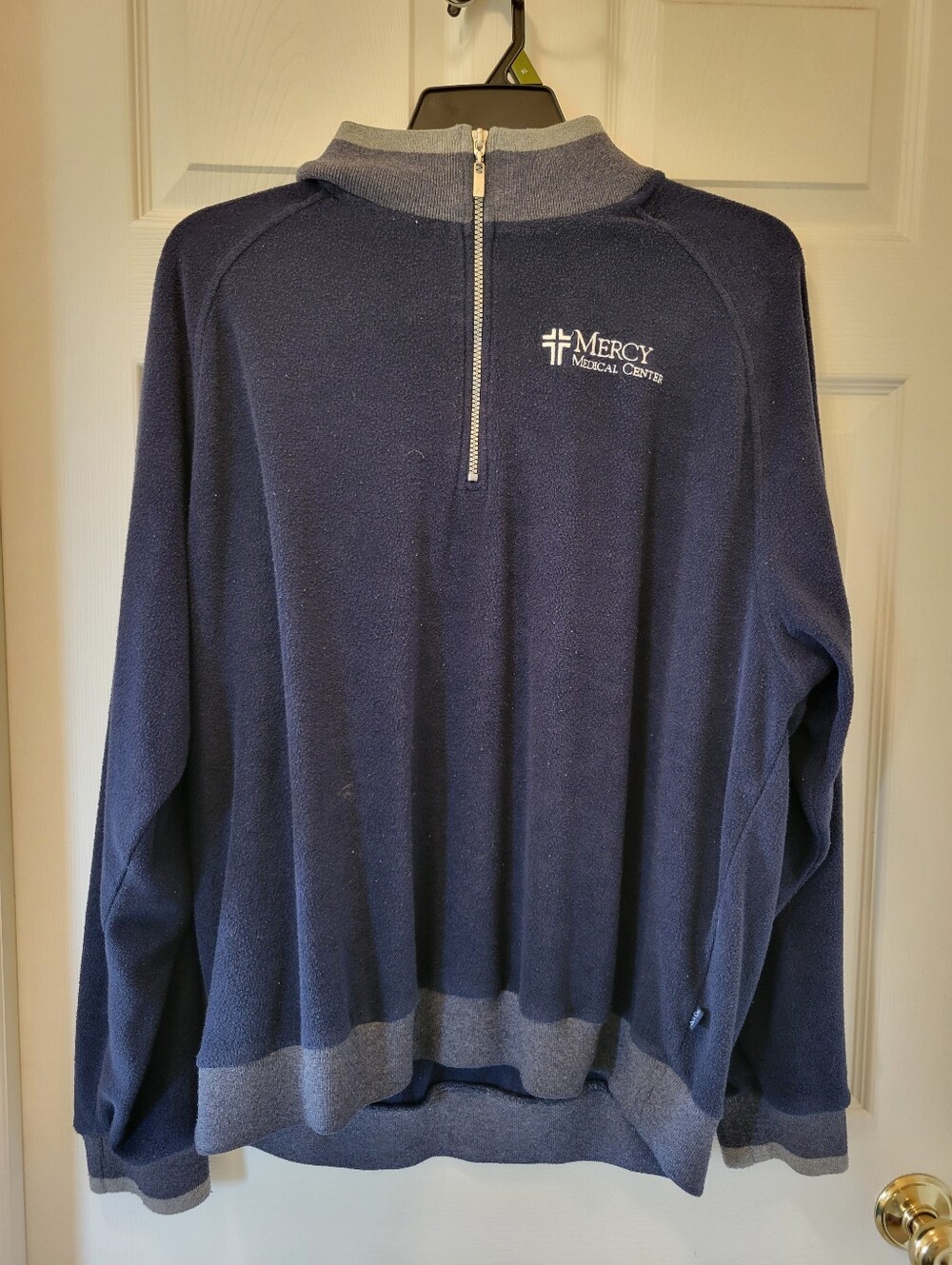 Womens Sz. 2XL Fleece Pullover "Mercy Medical Center"